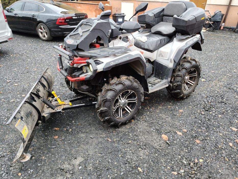 Can am outlander II 1000 pług do odśnieżania