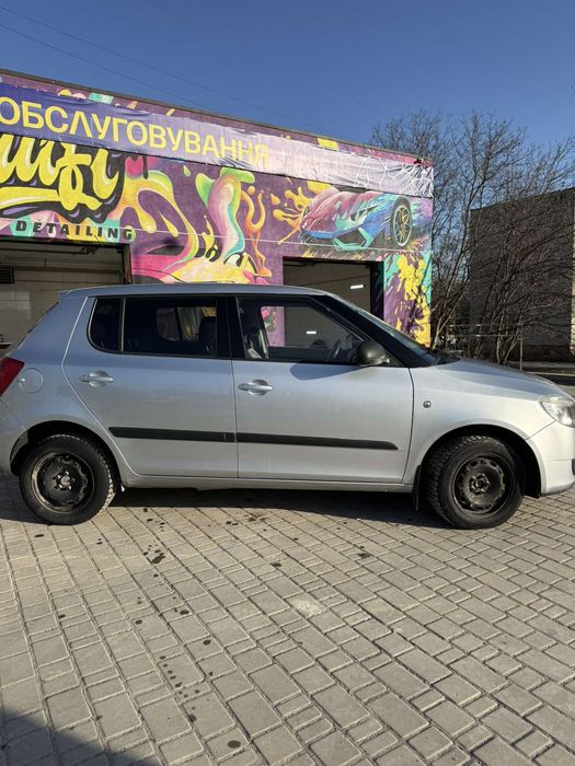 Продам автомобіль шкоду фабію 2008 р
