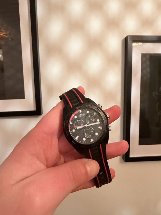 Relogio LOTUS   Preto e Vermelho