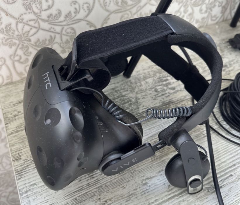 Кріплення HTC Vive Deluxe Audio