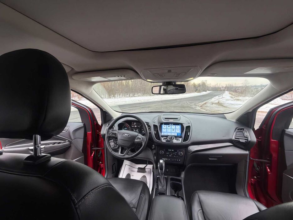 Ford Escape Titanium      2018