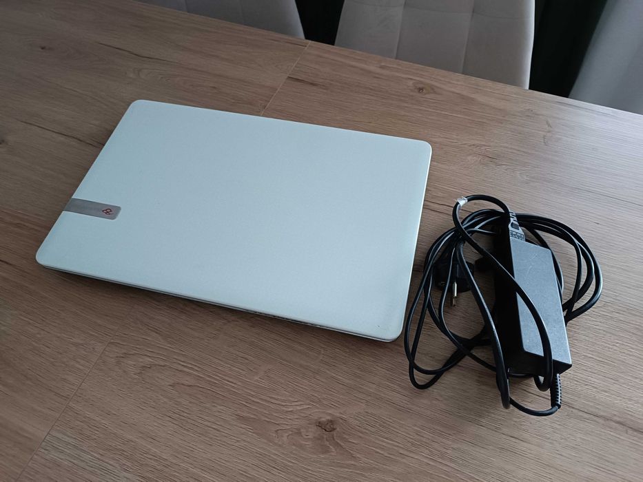 Laptop Packard Bell P5WS5 WIN 10 Pro AMD