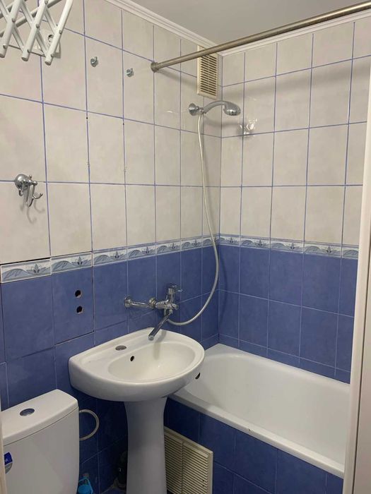 Продам 3 кімнатну квартиру вул. Ружинська