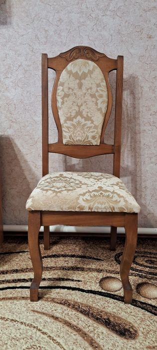 Стулья деревянные 4 шт.