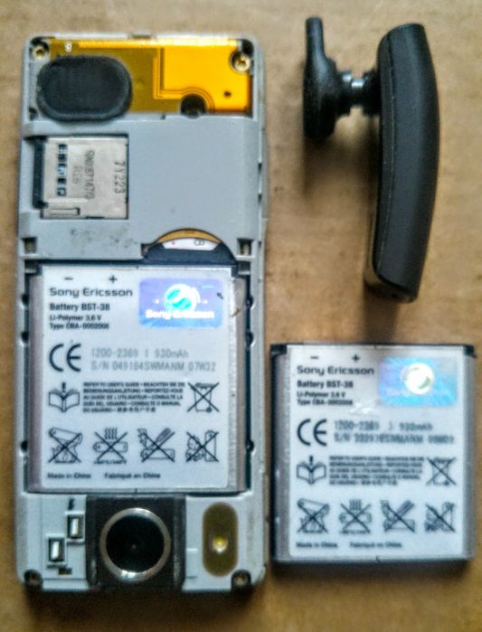 Sony Ericsson K 770i + dużo  akcesoriów