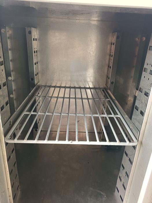 Bancada refrigerada 5 portas em inox