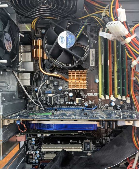 Компютер Brain - Core2 Duo, 4Gb RAM, 250Gb, Radeon HD3870 + монітор LG