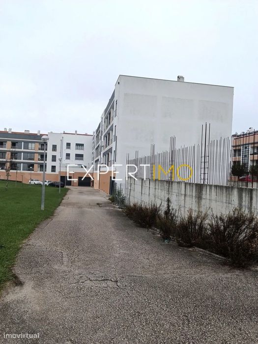 Terreno para construção de edifício para apartamentos