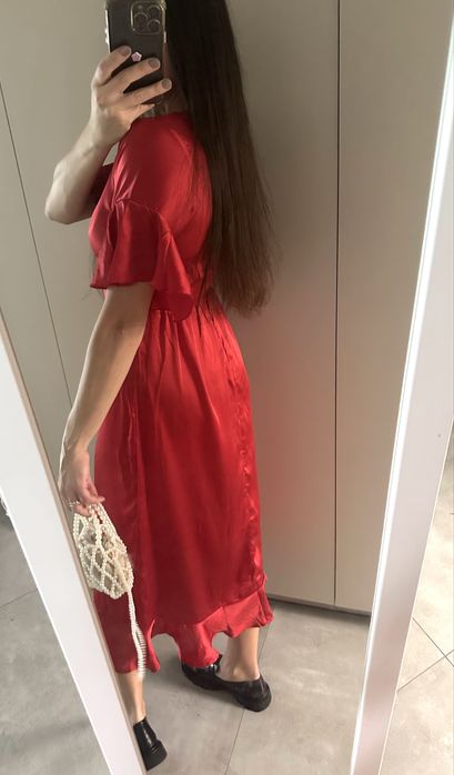 Czerwona sukienka midi S 36 kopertowa na zakładkę elegancka studniówka