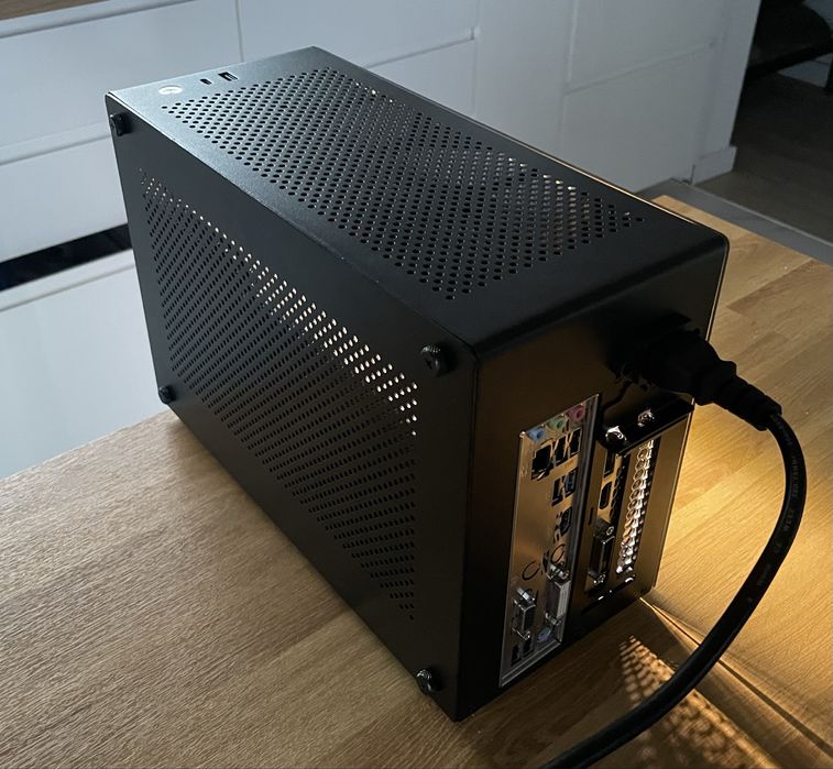 Mini komputer / GTX 1650 / i5 7600 / SSD + HDD / 8gb ram