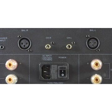 Amplificador Hi-Fi Advance Acustic MAA-406 e pré-amplificador MPP-506