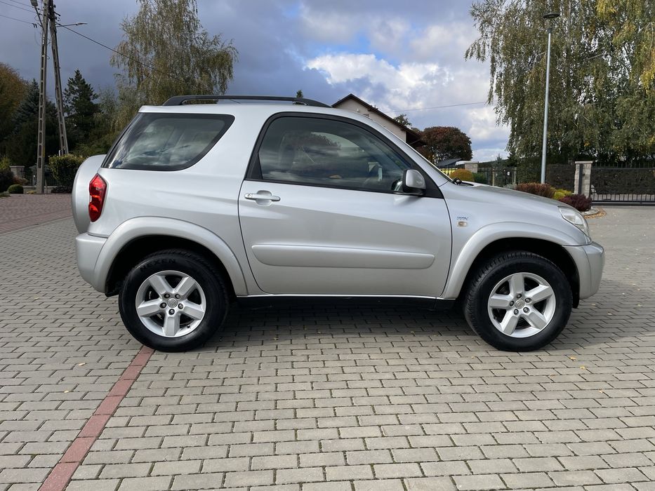 4x4 - 2.0 benzyna - klima - hak - sprowadzona ! ! ! !