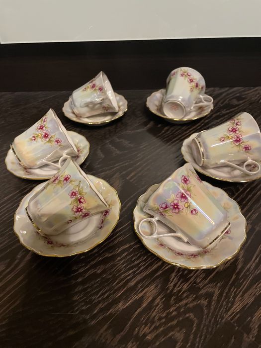 Чашки и блюдца, Коростень, фарфор