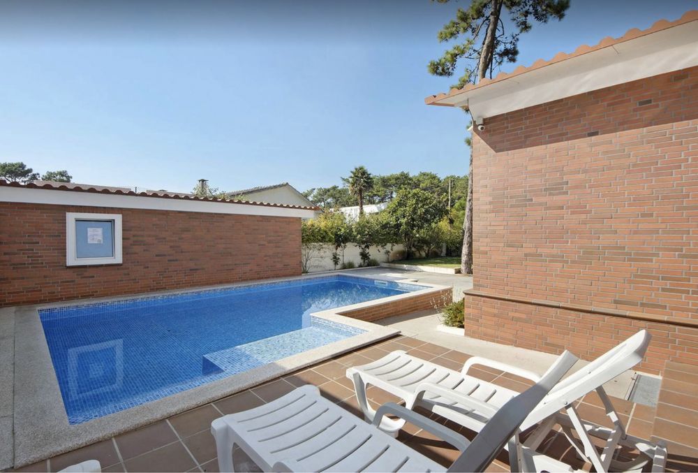 Moradia T3  C piscina Ferias Apulia Esposende