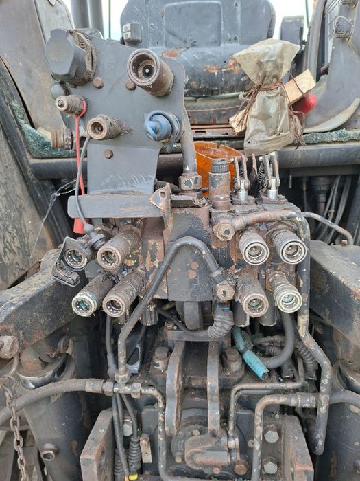 Rozdzielacz hydrauliczny Deutz Fahr Agrotron serii K /130/150