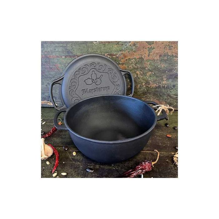 Кастрюля чугунная литая 4- 6 литров с чугунной крышкой сковородой