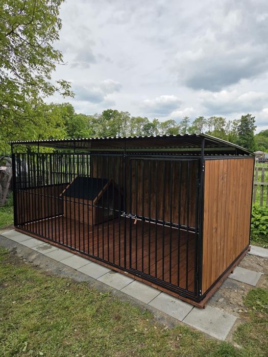 Kojec dla psa. Szybkie terminy realizacji. Solidnie wykonany.