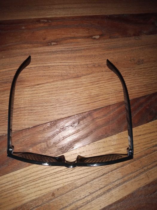 OKULARY AJURWEDYJSKIE okulary z dziurkami .