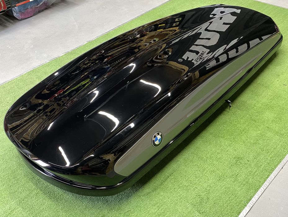 Автобокс Багажник Бокс BMW  520 л чорний 82732406459 THULE