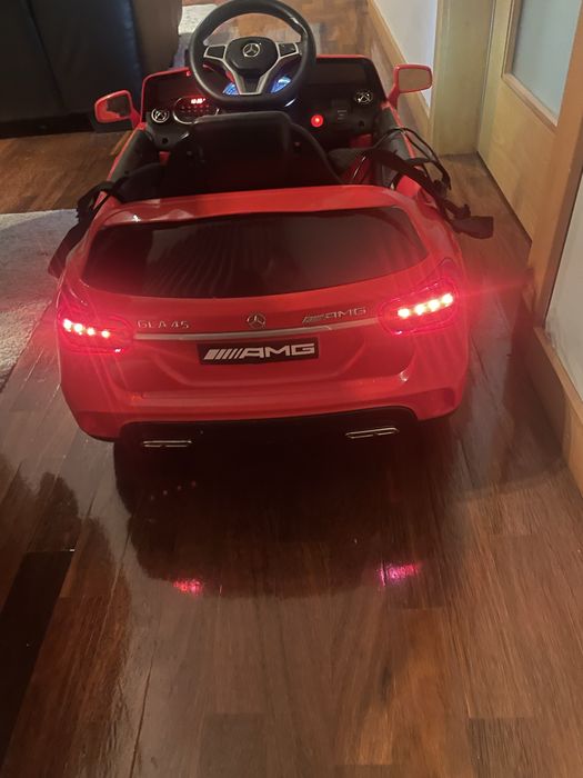 Mercedes carro a bateria