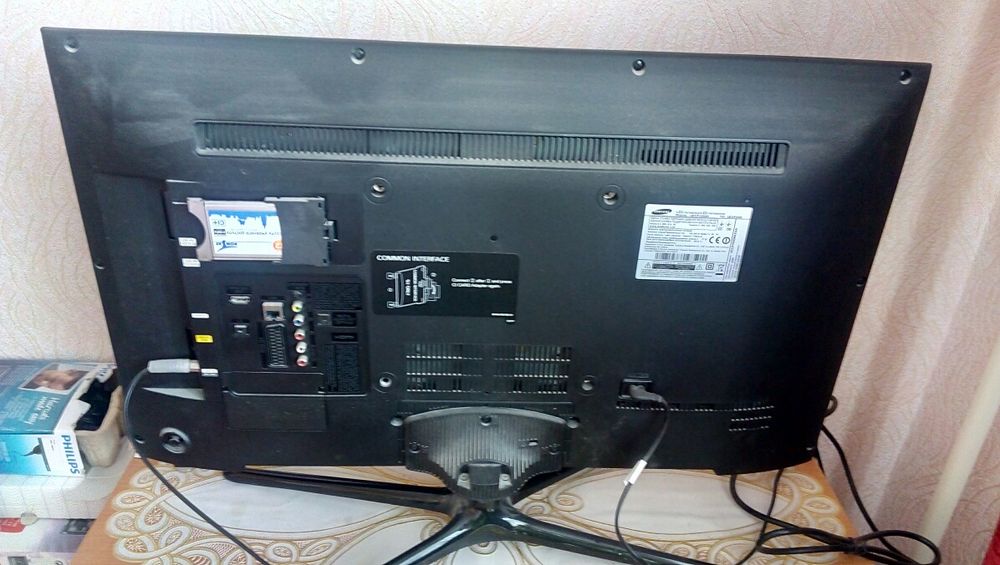 Samsung 32" smart 5500.