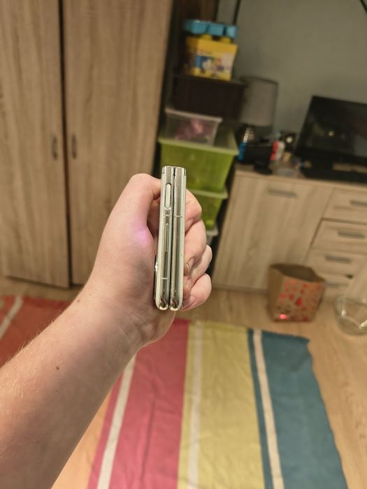 Huawei P50 Pocket Uszkodzony