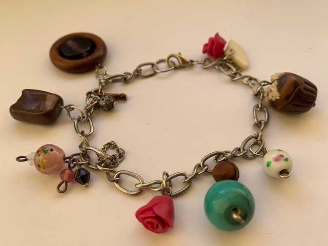 Браслет для девочки Сладкоежка - шоколад, кекс, торт, розочка подарок