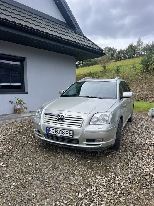 Toyota Avensis T25 2004