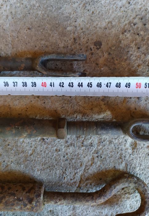 Продам стяжки різьбові і дві тяги