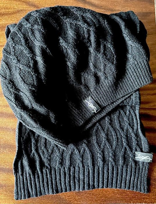 Берет и шарф женский