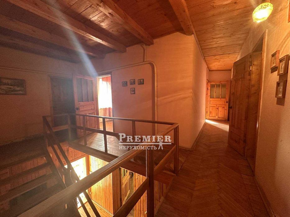 Дом 229 м2 Жилое Состояние, 25 соток Грибовка