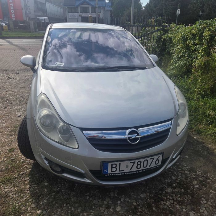 Opel CORSA 2007 ROK 1.2 Benzyna 80 km Klima