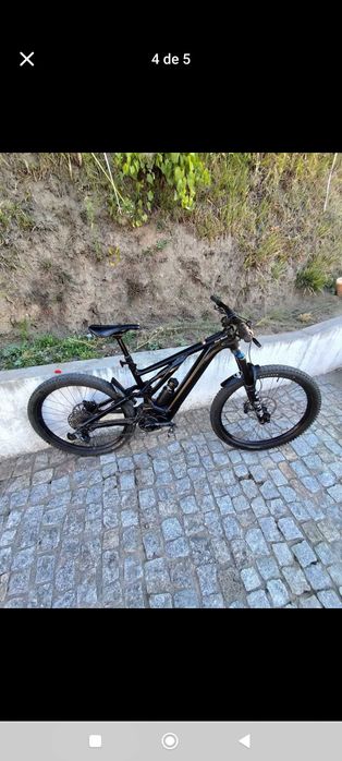 Bicicleta e-bike specialized turbo levo