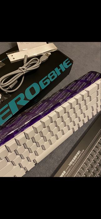AULA HERO 68he НОВА магнітна ігрова клавіатура white RGB + СОФТ
