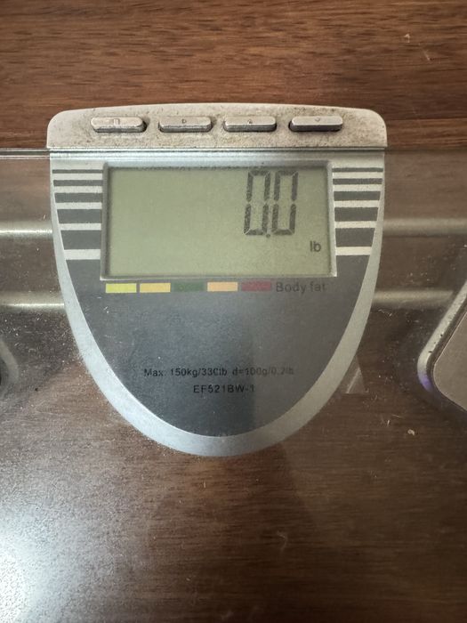 Напольные весы Carmy Ef521bw