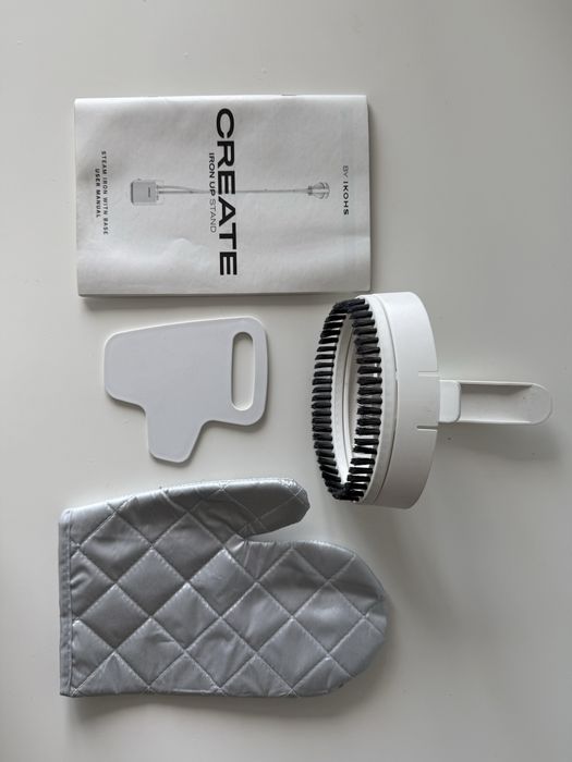 Ferro de engomar de vapor vertical com base CREATE