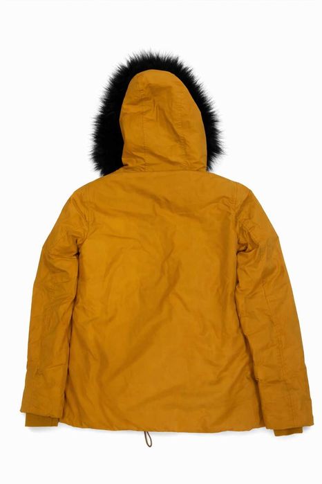 Зимова жіноча куртка zara