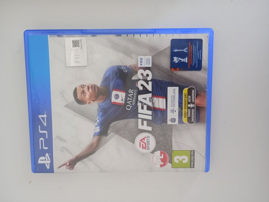 PS4 slim, 500GB  z 1 oryginalnym padem 7 Gier Wszystko działa