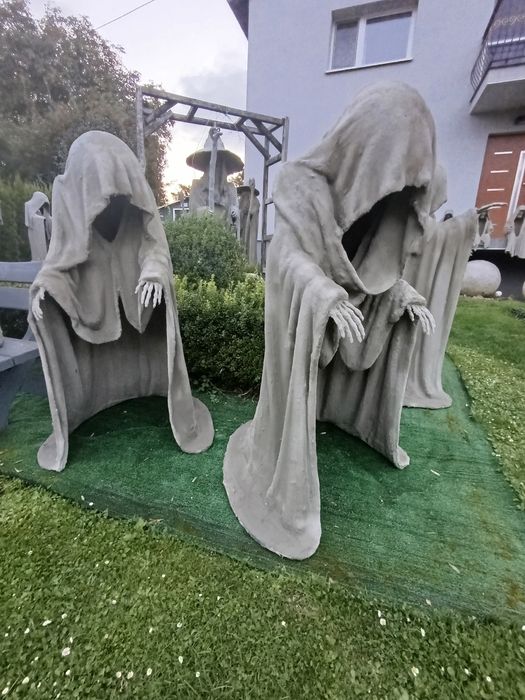 Figura cementowa rękodzieło duszek zjawa