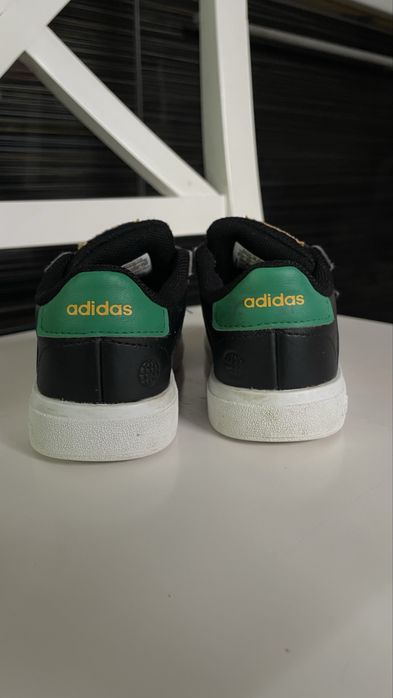 кеди  кросівки adidas