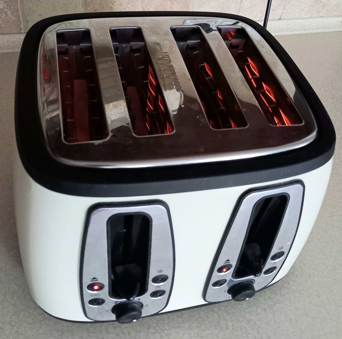 Toster Russell Hobbs