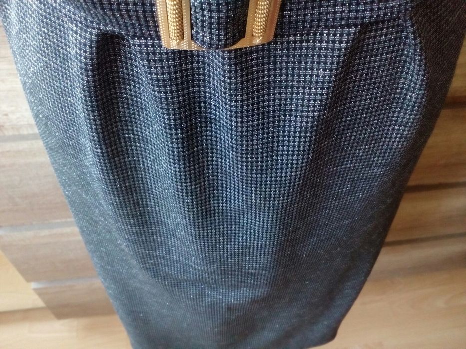 Sukienka z połyskiem L