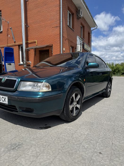 Шкода октавіа тур 1999 1.6 газ бенз