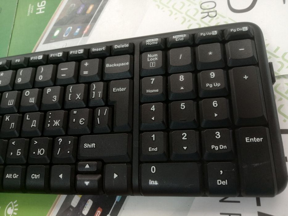 Клавиатура Bluetooth Logitech Y-R0022