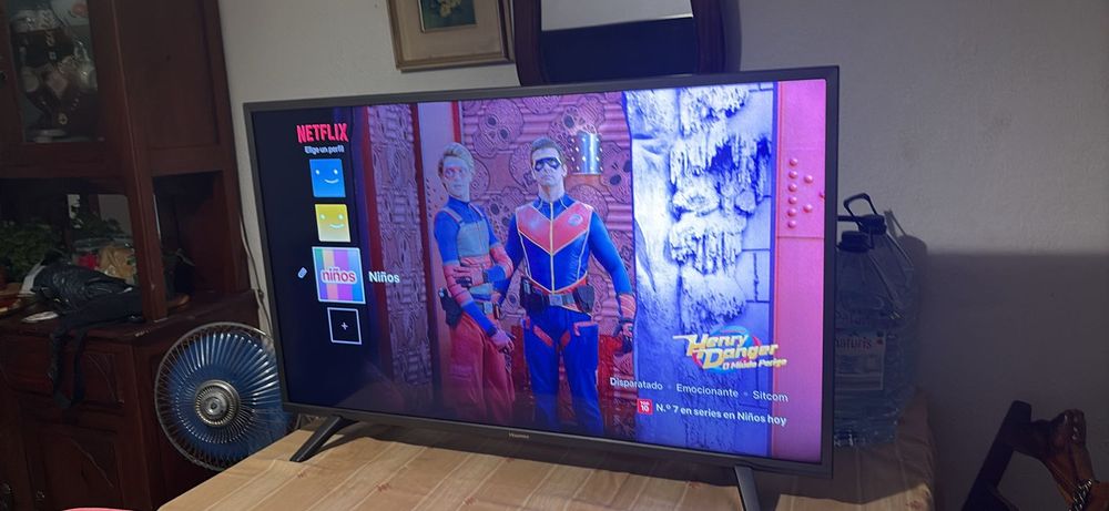 TV smart Hisense 43”