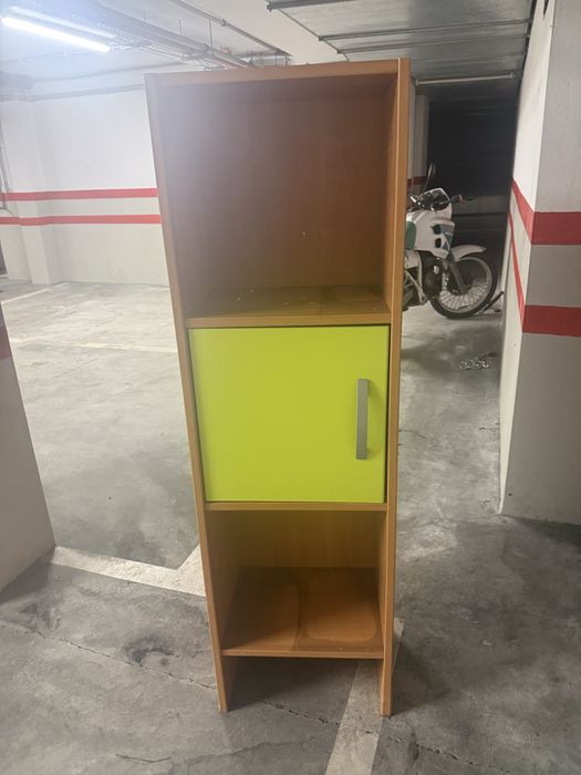 Movel de apoio a quarto