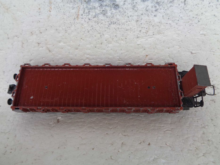 1:87 LIMA Vagão de mercadorias caixa aberta e guarita