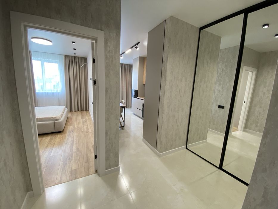 Продам шикарну квартиру з новим ремонтом