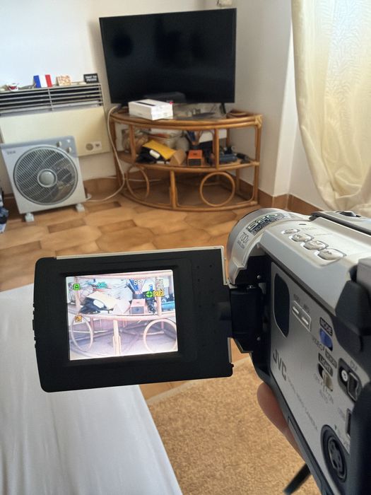 Camara digital video JVC