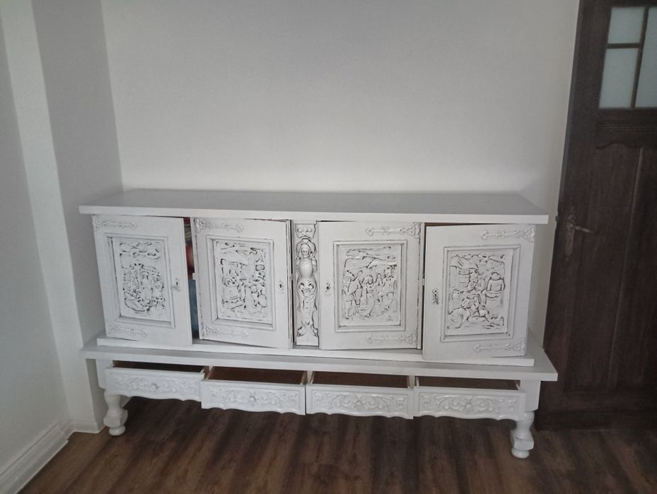 Piękna duża komoda Retro